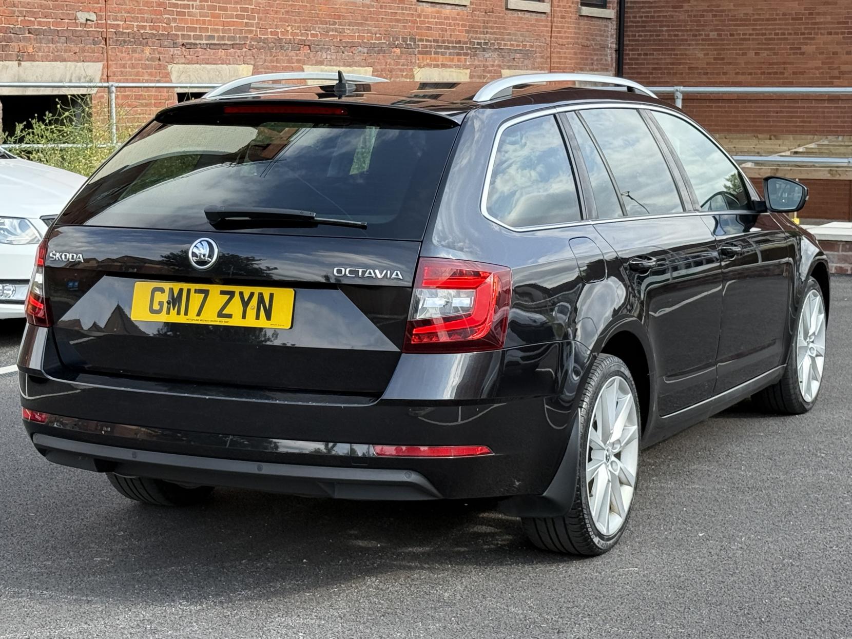 Skoda Octavia 2.0 TDI SE L Estate 5dr Diesel DSG Euro 6 (s/s) (150 ps)