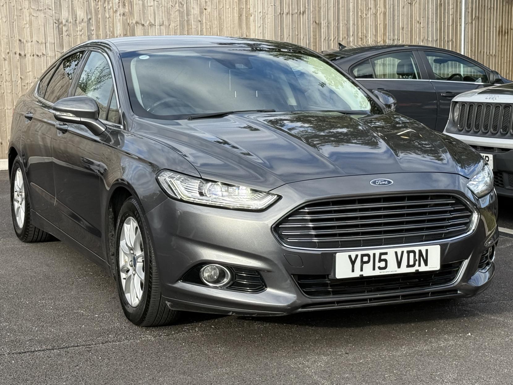 Ford Mondeo 2.0 TDCi Titanium Hatchback 5dr Diesel Manual Euro 6 (s/s) (150 ps)