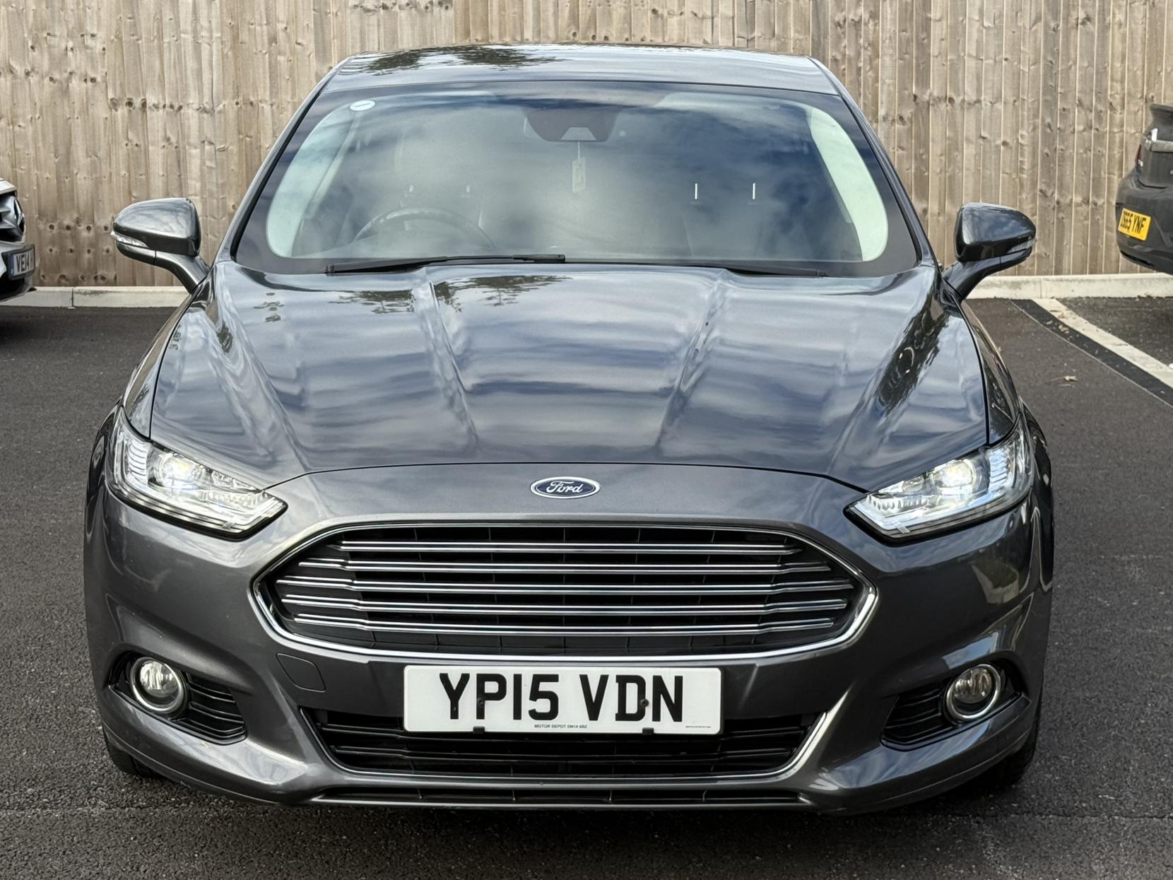 Ford Mondeo 2.0 TDCi Titanium Hatchback 5dr Diesel Manual Euro 6 (s/s) (150 ps)