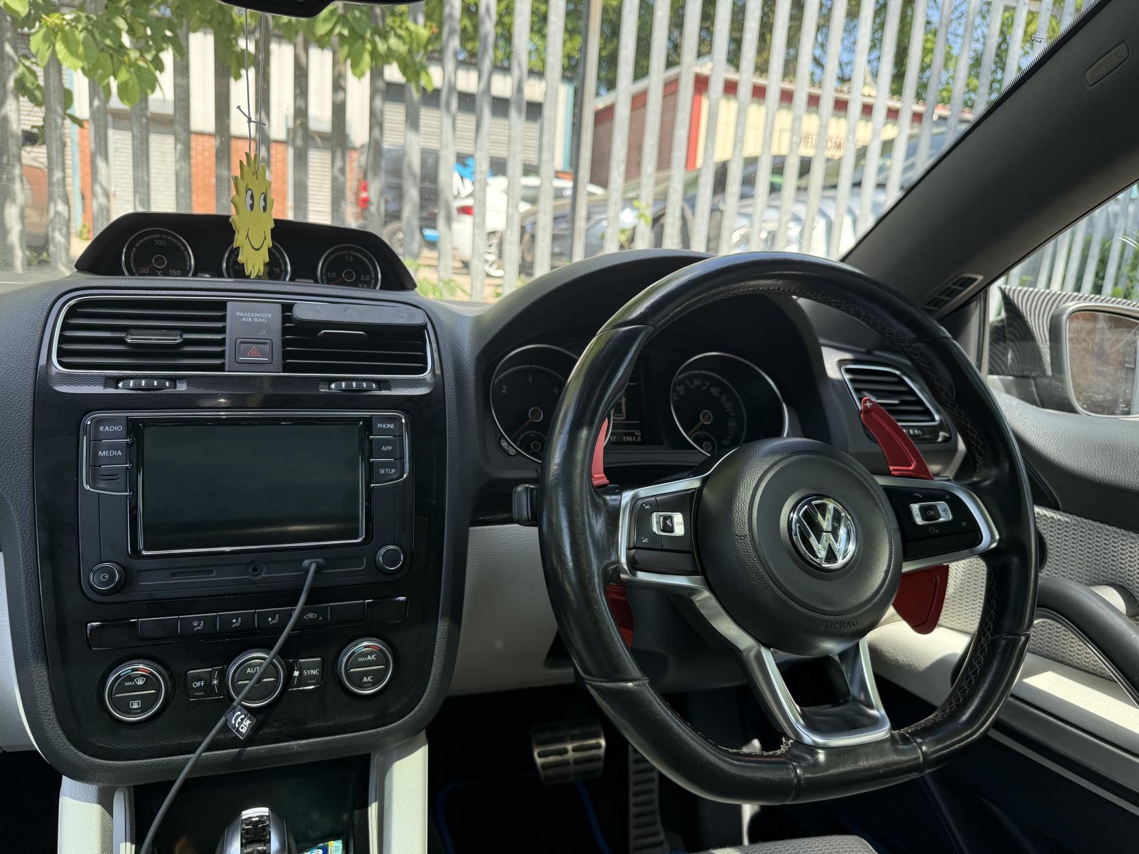 Volkswagen Scirocco 2.0 TDI BlueMotion Tech GT Hatchback 3dr Diesel DSG Euro 6 (s/s) (184 ps)