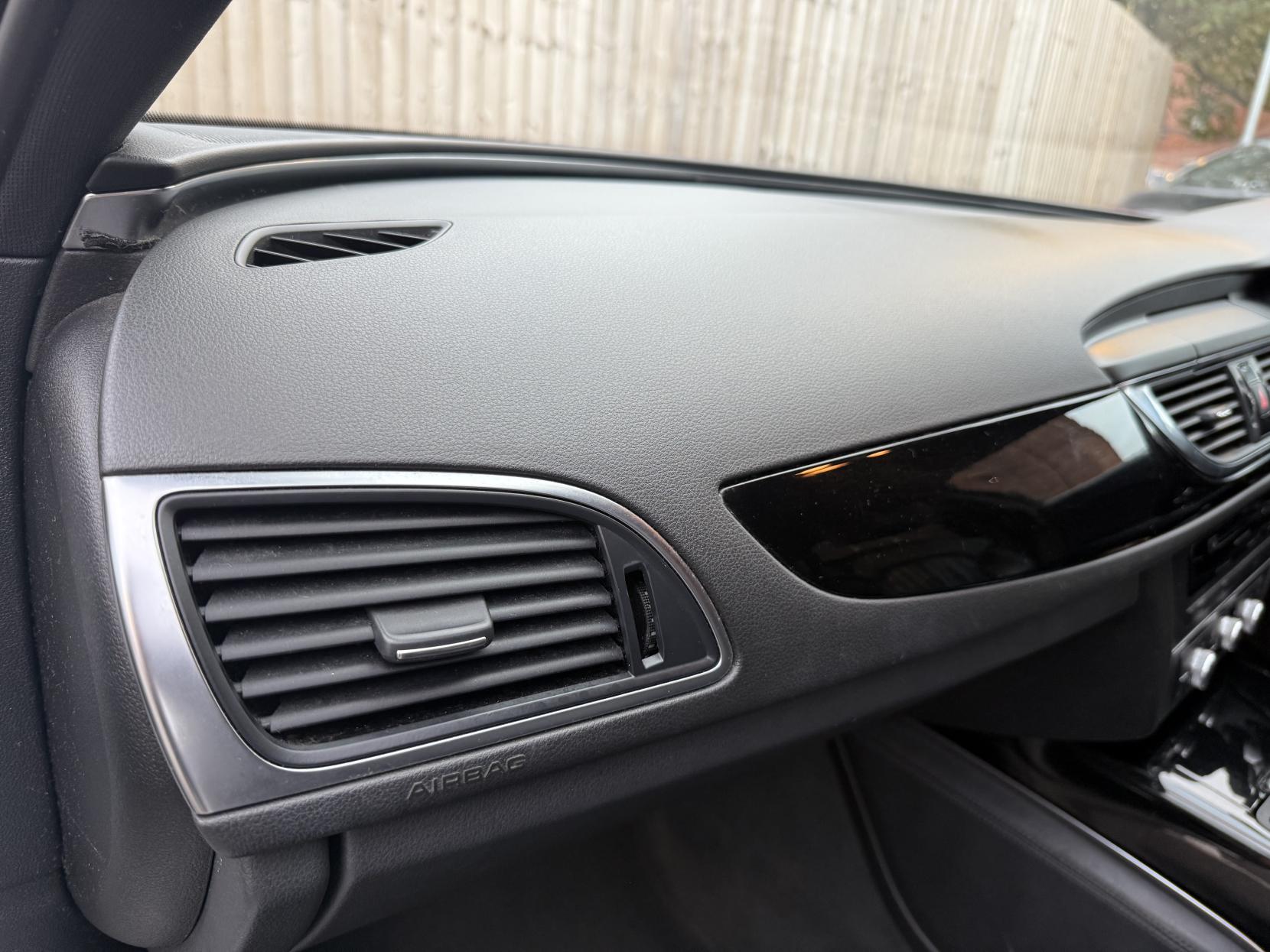 Audi A6 Saloon 2.0 TDI Black Edition Saloon 4dr Diesel Multitronic Euro 5 (s/s) (177 ps)