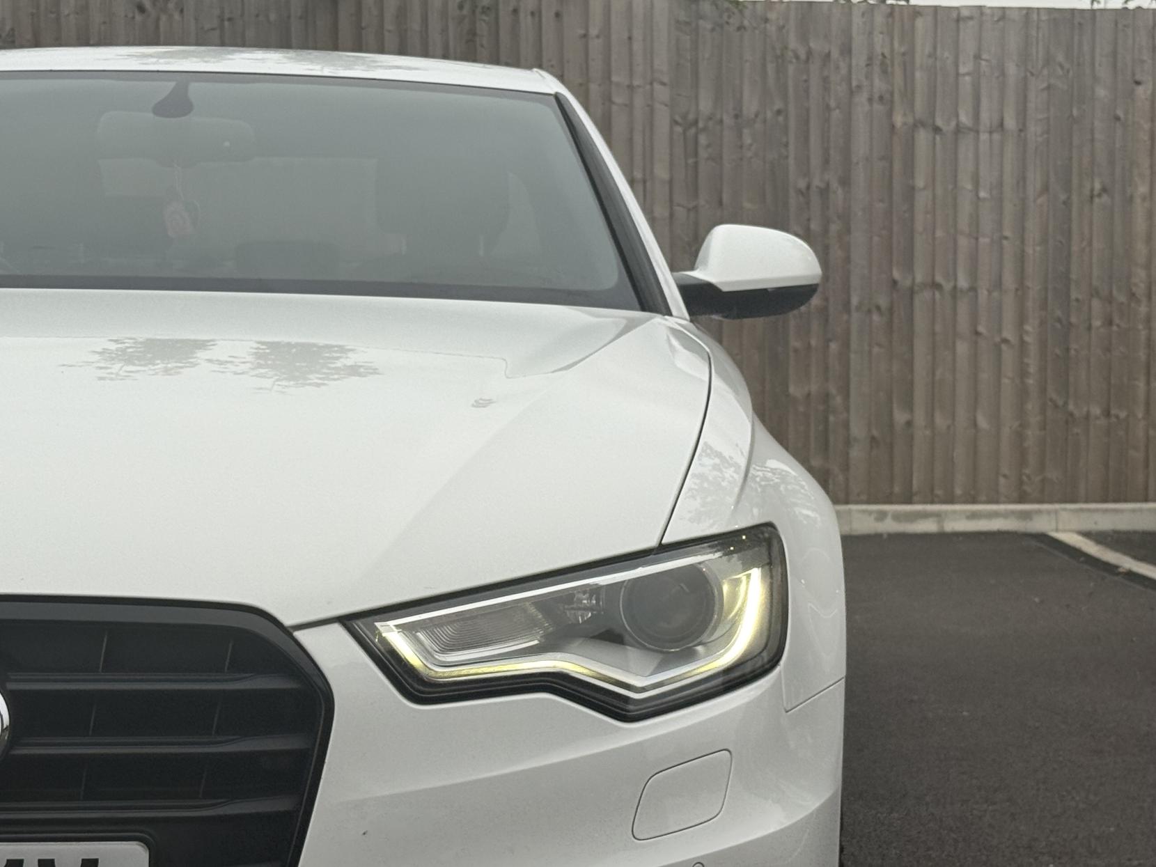 Audi A6 Saloon 2.0 TDI Black Edition Saloon 4dr Diesel Multitronic Euro 5 (s/s) (177 ps)