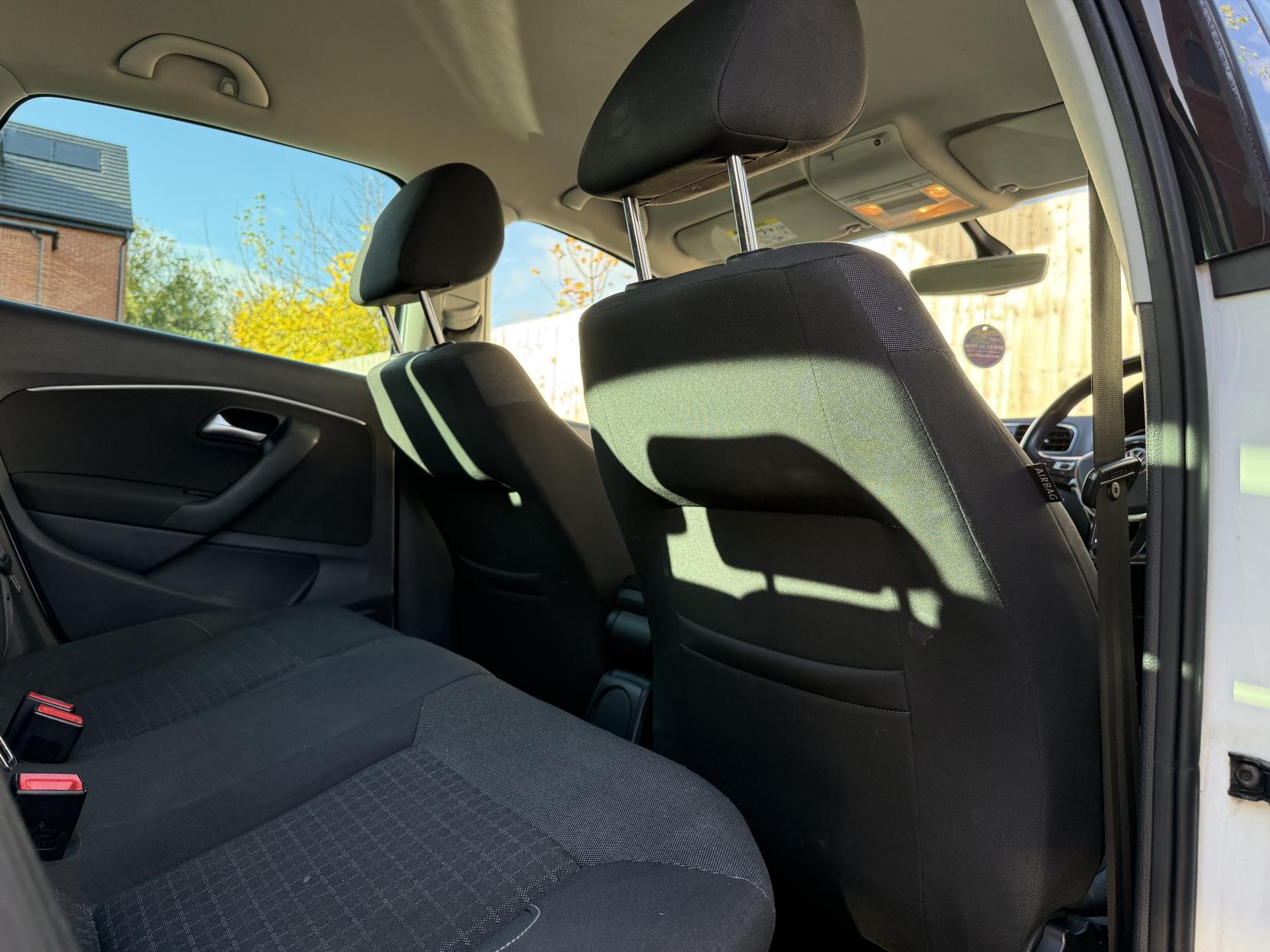 Volkswagen Polo 1.4 TDI BlueMotion Tech SEL Hatchback 5dr Diesel Manual Euro 6 (s/s) (90 ps)