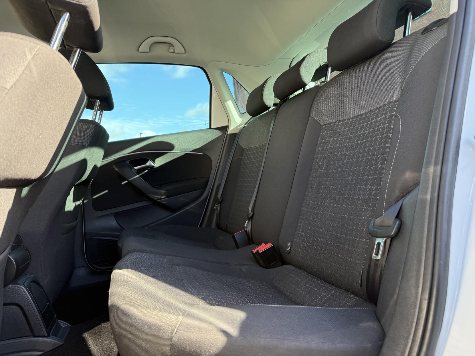 Volkswagen Polo 1.4 TDI BlueMotion Tech SEL Hatchback 5dr Diesel Manual Euro 6 (s/s) (90 ps)