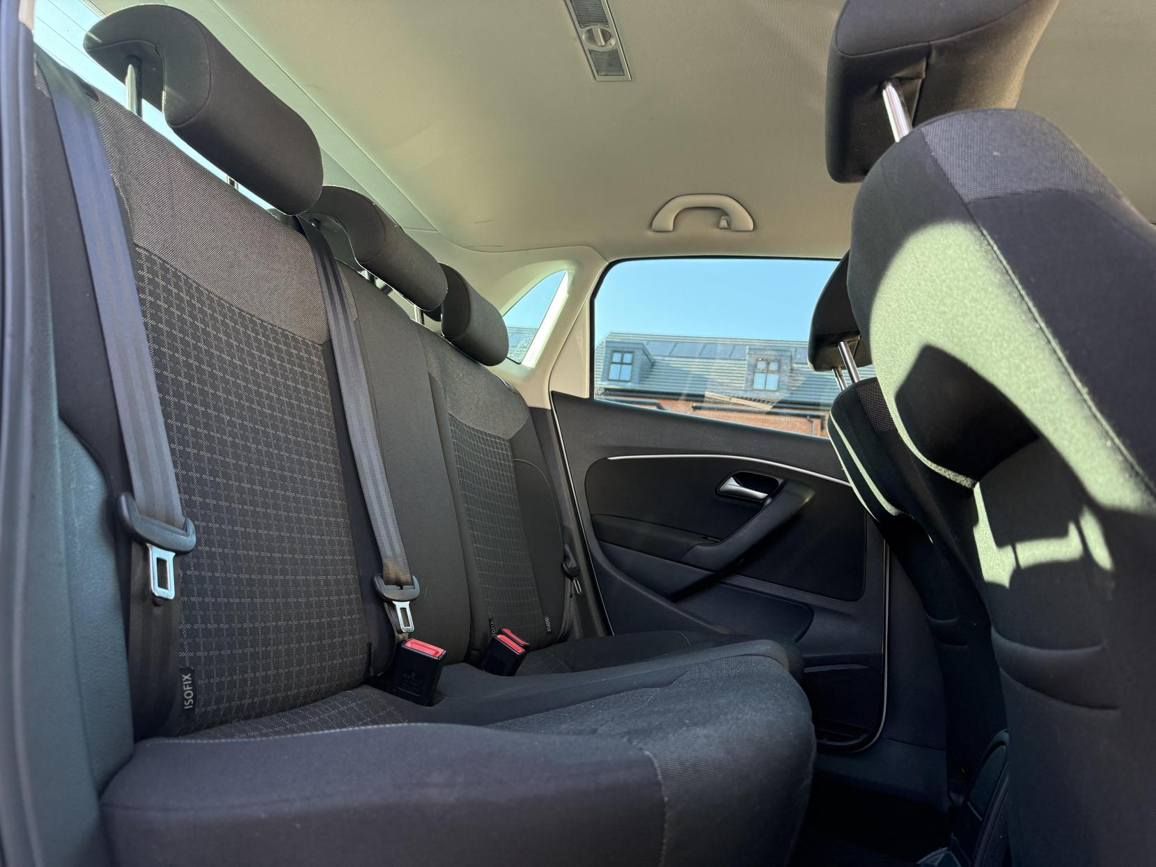 Volkswagen Polo 1.4 TDI BlueMotion Tech SEL Hatchback 5dr Diesel Manual Euro 6 (s/s) (90 ps)