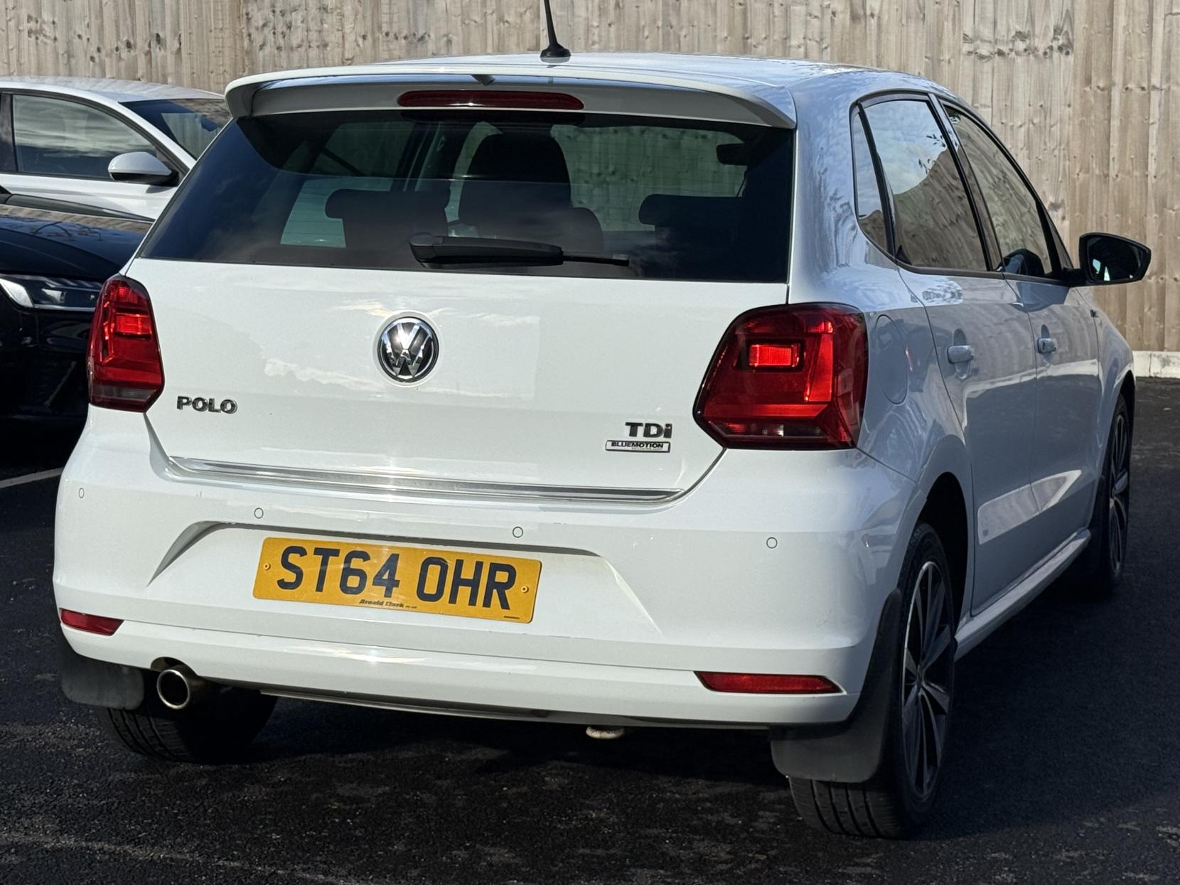 Volkswagen Polo 1.4 TDI BlueMotion Tech SEL Hatchback 5dr Diesel Manual Euro 6 (s/s) (90 ps)