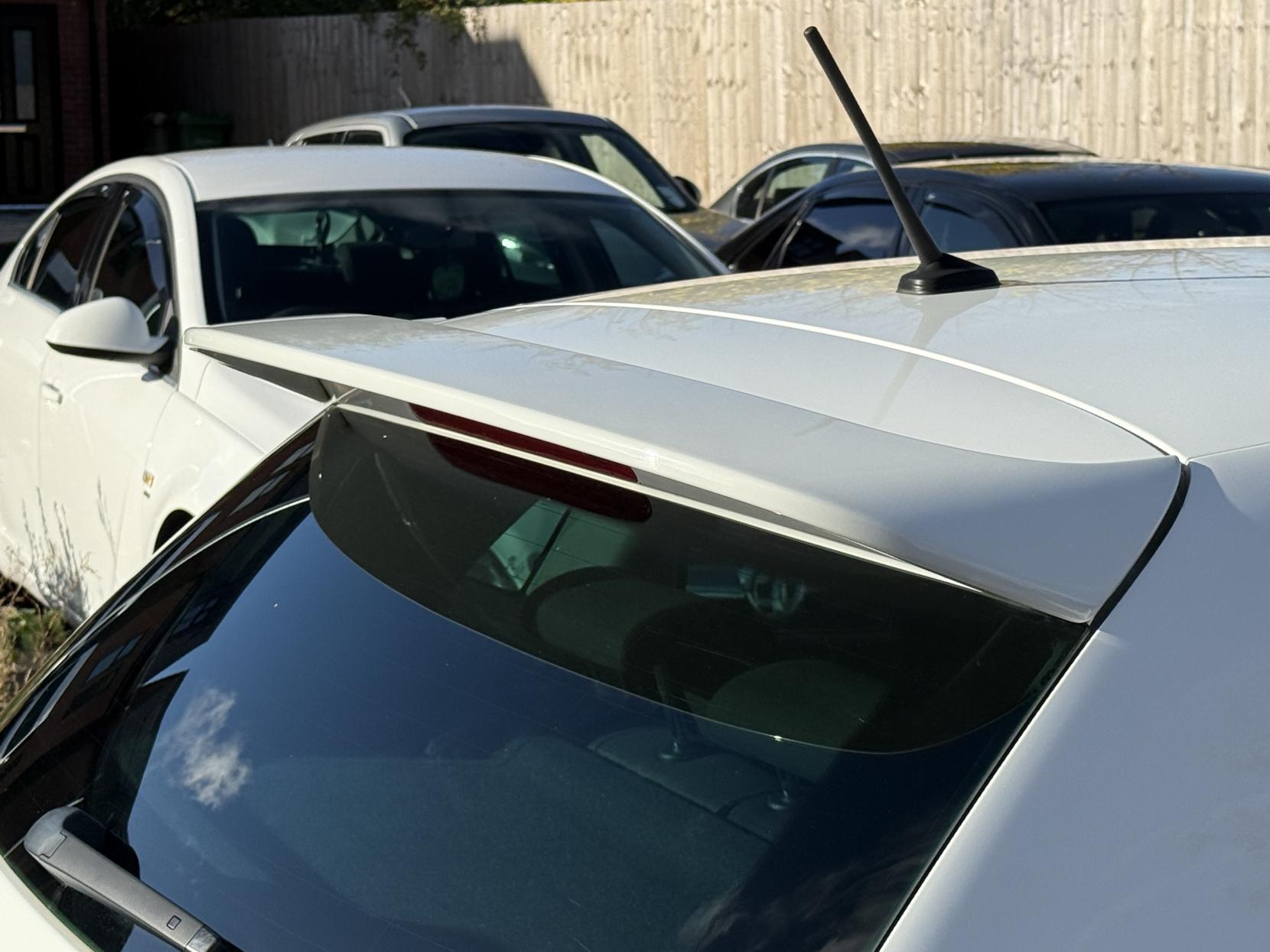 Volkswagen Polo 1.4 TDI BlueMotion Tech SEL Hatchback 5dr Diesel Manual Euro 6 (s/s) (90 ps)