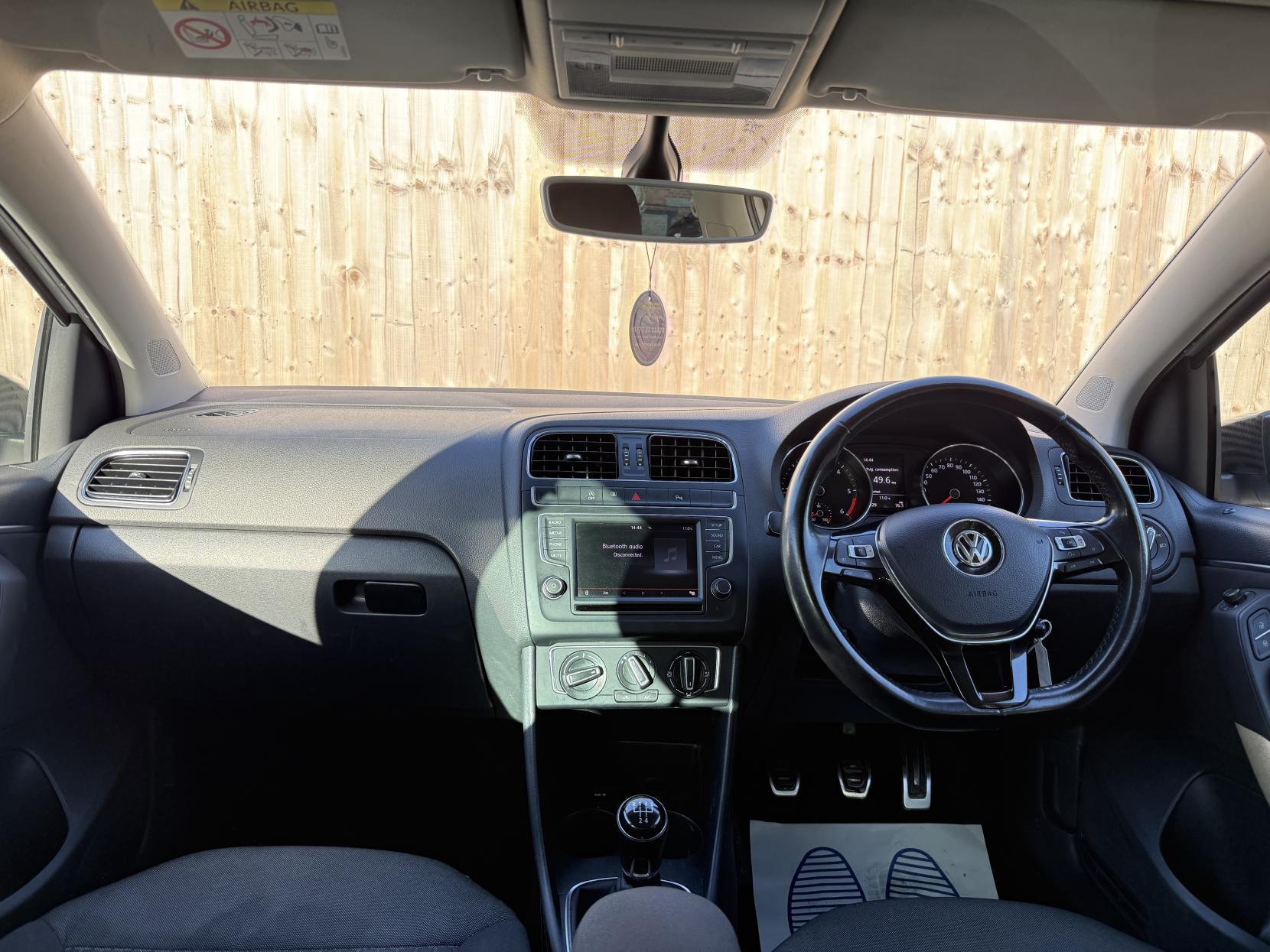 Volkswagen Polo 1.4 TDI BlueMotion Tech SEL Hatchback 5dr Diesel Manual Euro 6 (s/s) (90 ps)