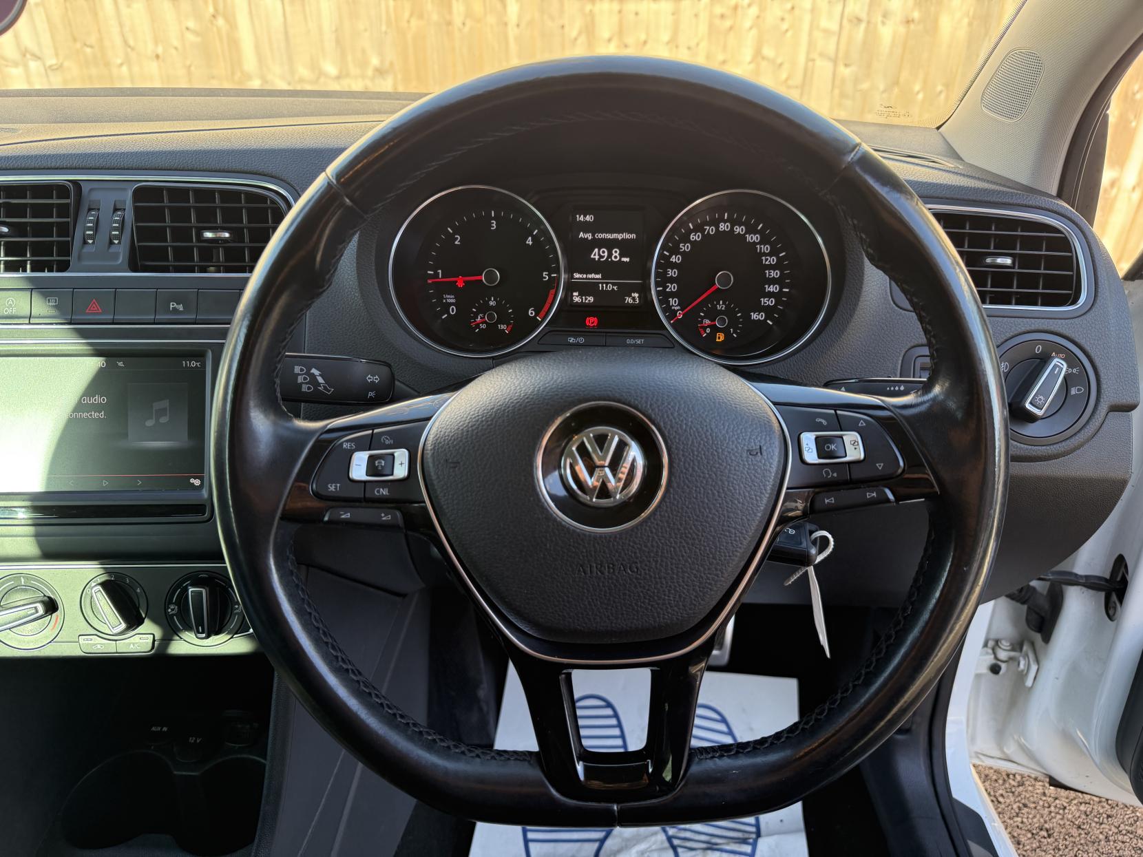 Volkswagen Polo 1.4 TDI BlueMotion Tech SEL Hatchback 5dr Diesel Manual Euro 6 (s/s) (90 ps)