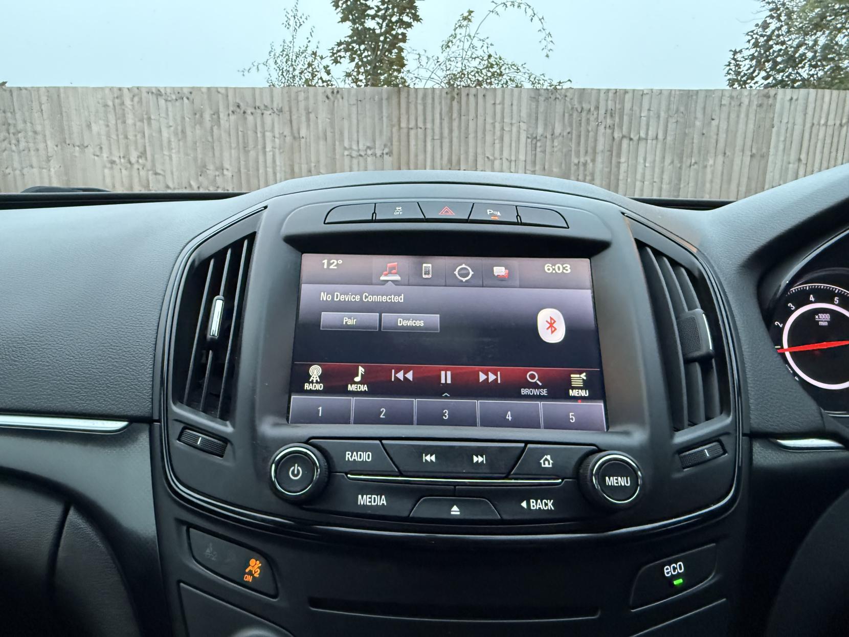 Vauxhall Insignia 2.0 CDTi SRi Nav Hatchback 5dr Diesel Manual Euro 6 (s/s) (170 ps)