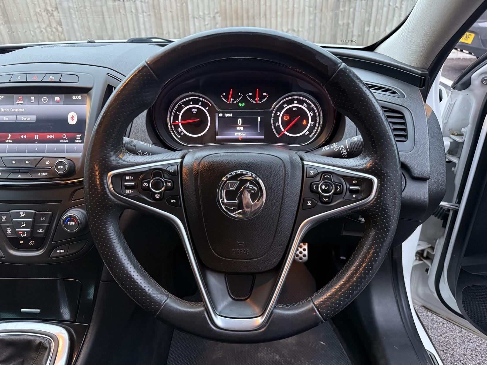 Vauxhall Insignia 2.0 CDTi SRi Nav Hatchback 5dr Diesel Manual Euro 6 (s/s) (170 ps)