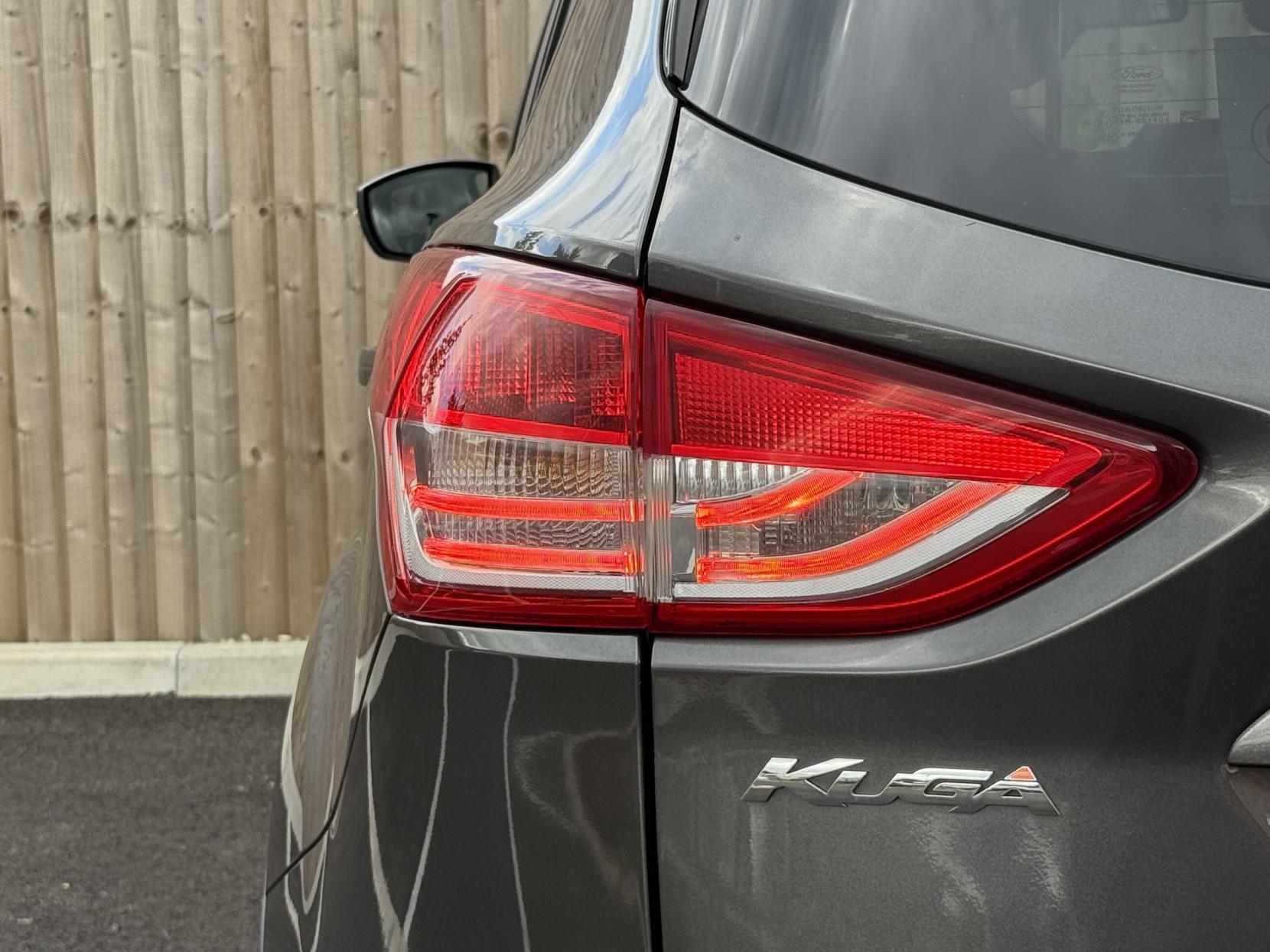 Ford Kuga 2.0 TDCi Titanium X SUV 5dr Diesel Powershift AWD Euro 6 (s/s) (180 ps)