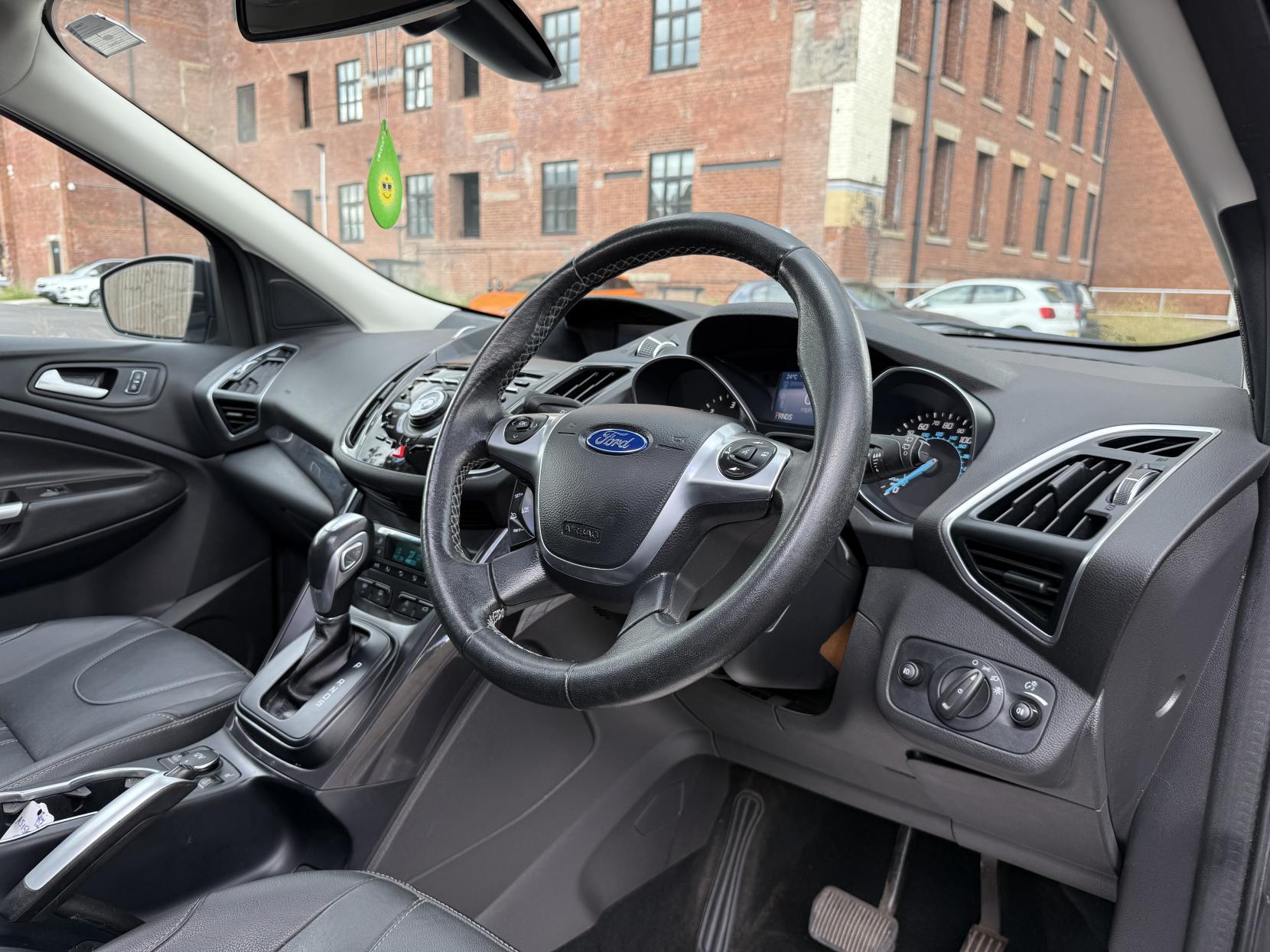 Ford Kuga 2.0 TDCi Titanium X SUV 5dr Diesel Powershift AWD Euro 6 (s/s) (180 ps)