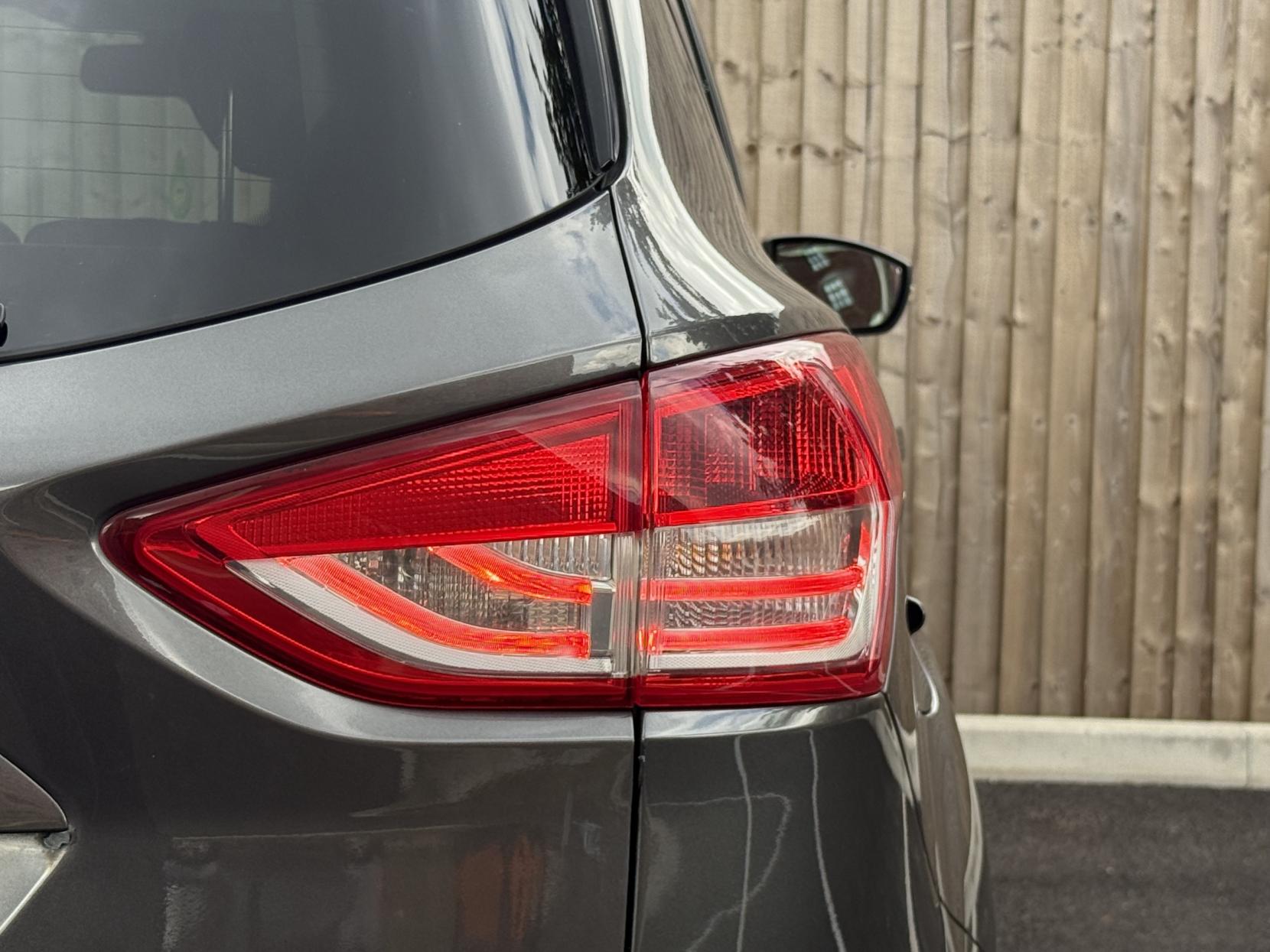 Ford Kuga 2.0 TDCi Titanium X SUV 5dr Diesel Powershift AWD Euro 6 (s/s) (180 ps)