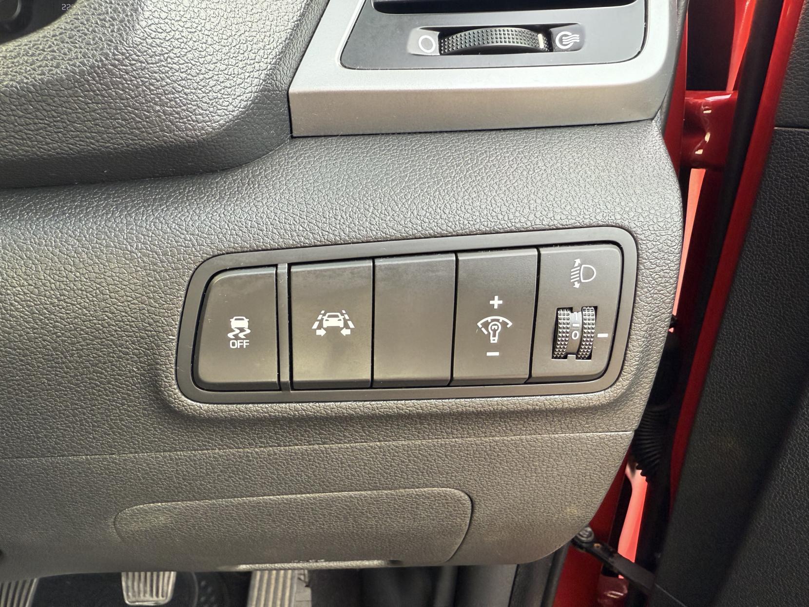 Hyundai TUCSON 1.6 GDi Blue Drive SE Nav SUV 5dr Petrol Manual Euro 6 (s/s) (132 ps)