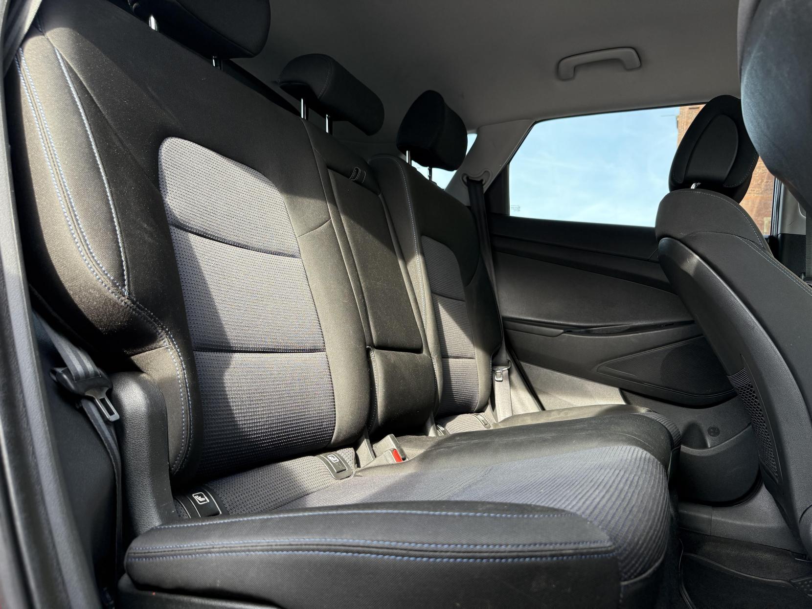 Hyundai TUCSON 1.6 GDi Blue Drive SE Nav SUV 5dr Petrol Manual Euro 6 (s/s) (132 ps)