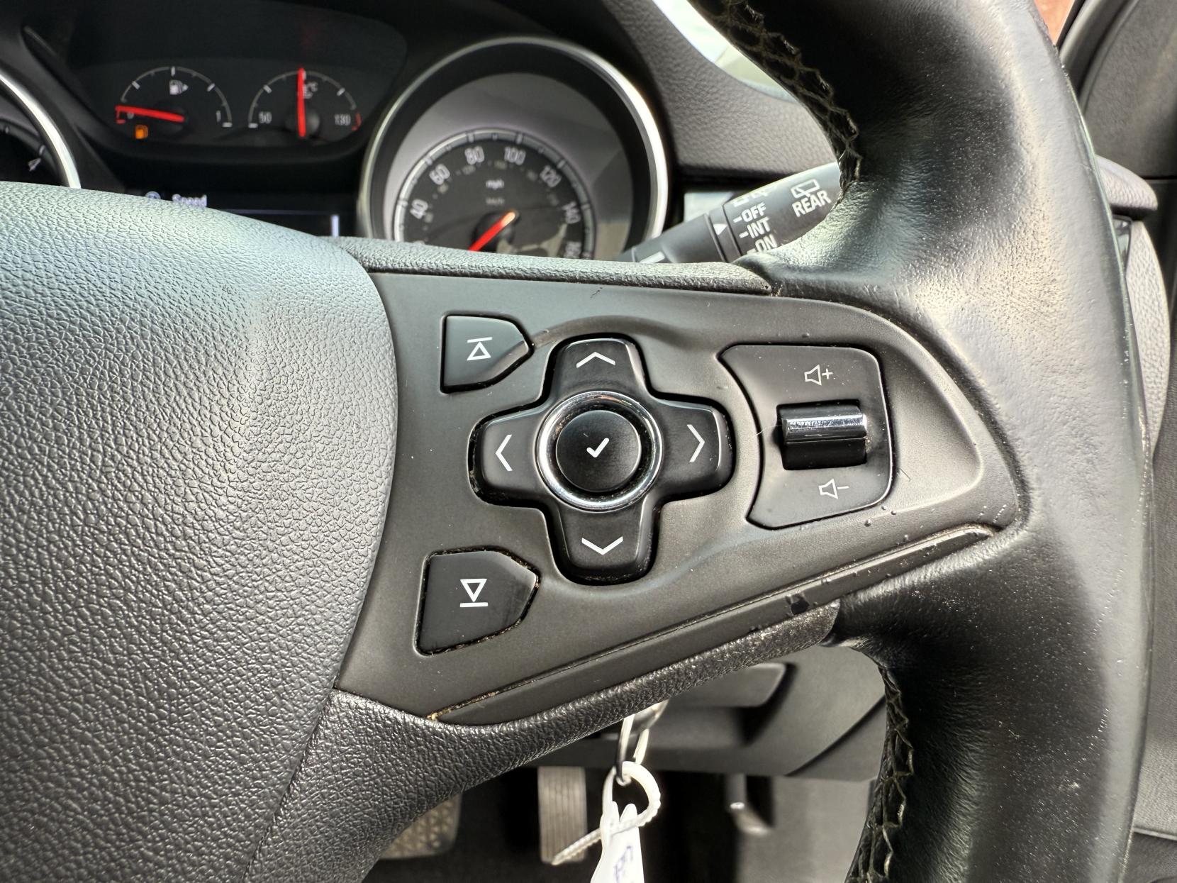 Vauxhall Astra 1.6 CDTi BlueInjection Elite Nav Hatchback 5dr Diesel Auto Euro 6 (136 ps)