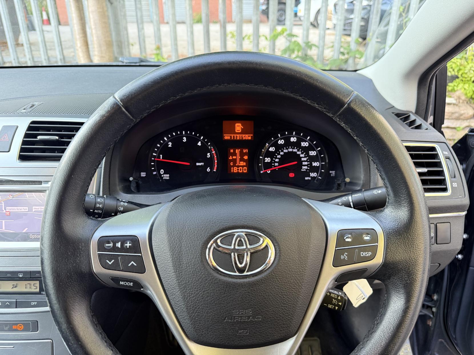 Toyota Avensis 2.0 D-4D TR Saloon 4dr Diesel Manual Euro 5 (126 ps)