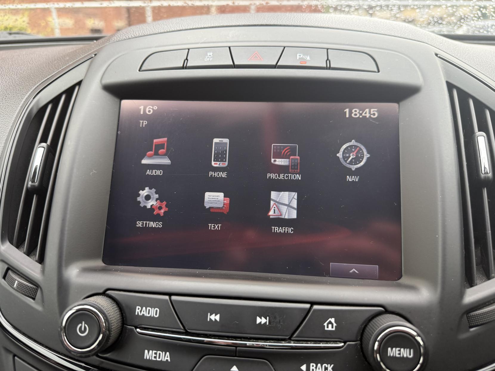 Vauxhall Insignia 1.6 CDTi ecoFLEX Design Nav Hatchback 5dr Diesel Manual Euro 6 (s/s) (136 ps)